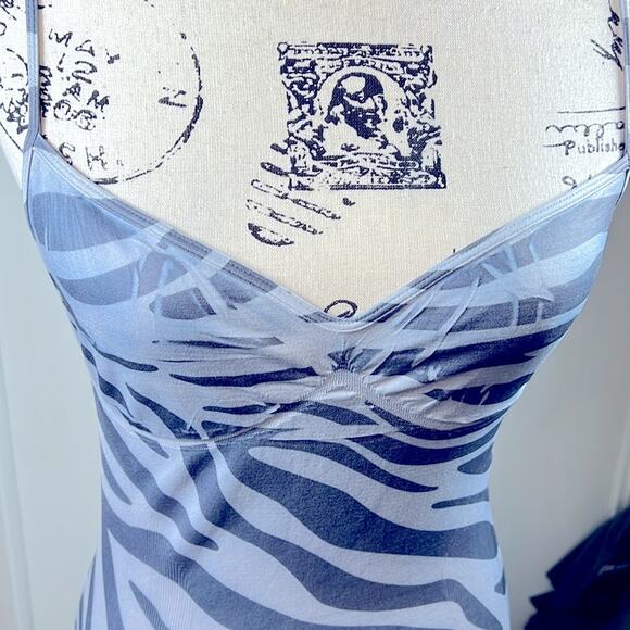 Vintage Arden B Zebra Print Fitted Tunic Top size M/L - Picture 3 of 7